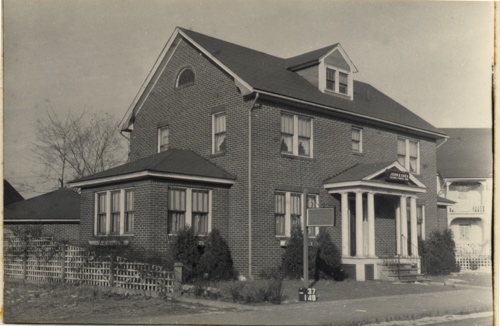 710 liberty st.jpg
Formerly Shea's funeral Home 
Now Sampson's